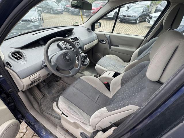 Renault Grand Scenic 2.0 16V Dynamique 7 Sitze 