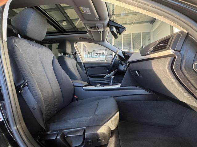 BMW 3er Touring 320d xDrive Innovationspak. Head-up AHK 