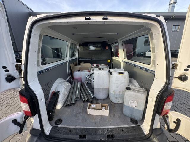 Volkswagen Transporter 6.1 Kastenwagen T5 Klima AHK 3 Sitzer 