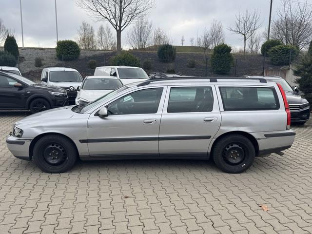 Volvo V70 2.4 D Kinetic 