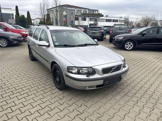 Volvo V70 2.4 D Kinetic 