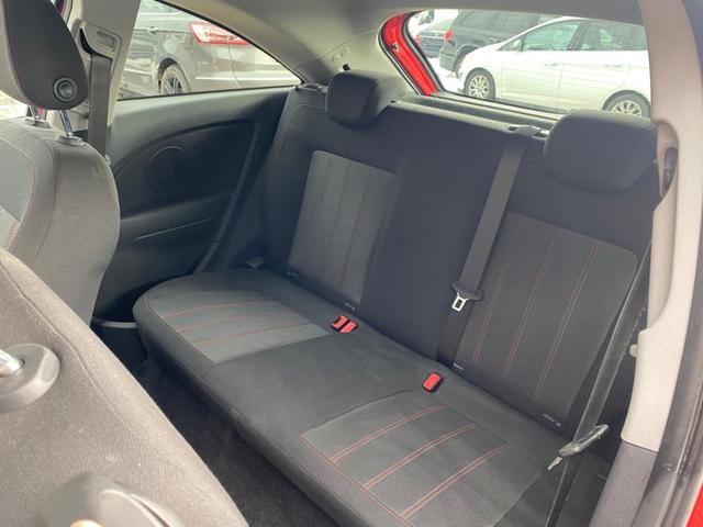 Opel Corsa 1.4 16V Sport 