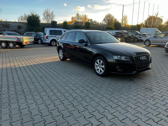 Audi A4 Avant 2.0 TDI DPF Ambiente 