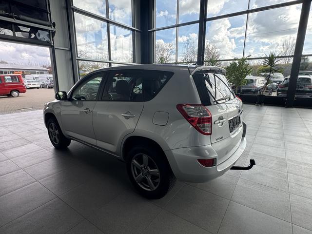 Toyota RAV4 RAV 4 2.2 D-4D 4x2 Travel 