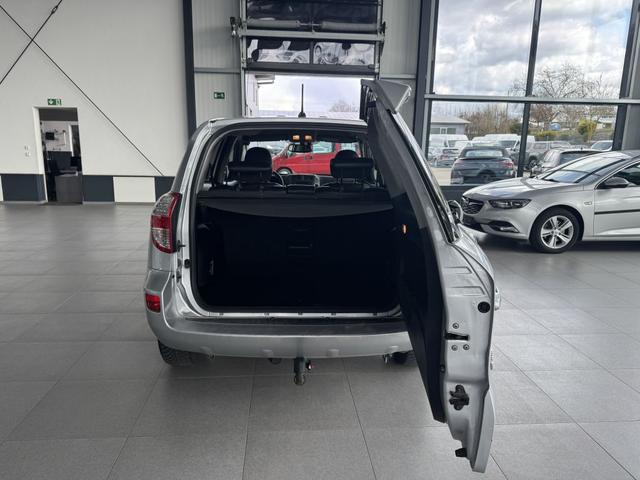 Toyota RAV4 RAV 4 2.2 D-4D 4x2 Travel 