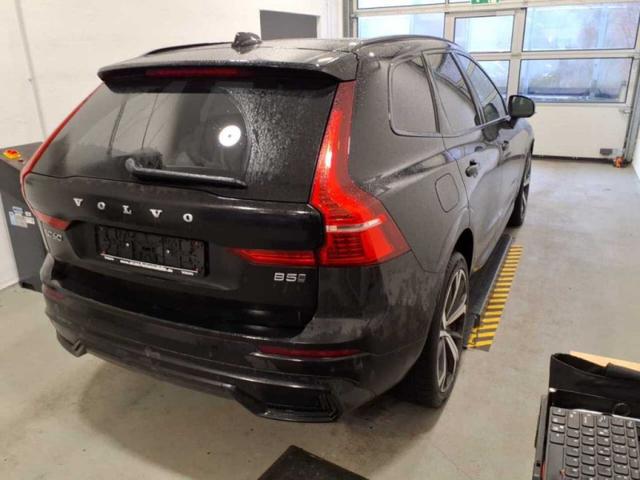 Volvo XC60 B5 B AWD Ultimate Dark Luftfahrwerk AHK Standheizung 