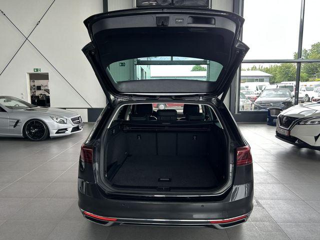 Volkswagen Passat Variant 2.0 TDI SCR DSG Elegance AHK 