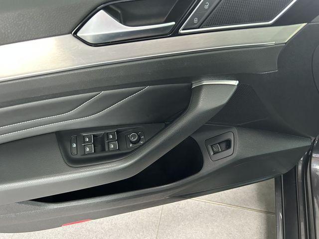 Volkswagen Passat Variant 2.0 TDI SCR DSG Elegance AHK 