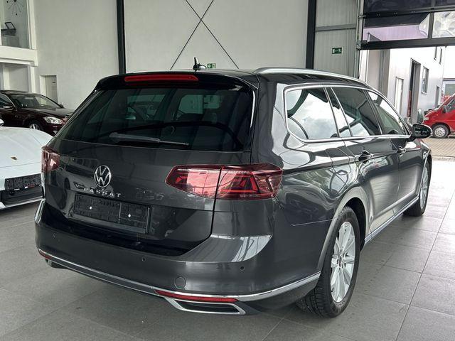 Volkswagen Passat Variant 2.0 TDI SCR DSG Elegance AHK 