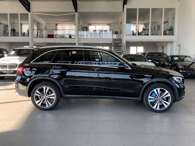 Mercedes-Benz GLC 350 e 4Matic 7G-TRONIC LED AHK DISTRONIC 