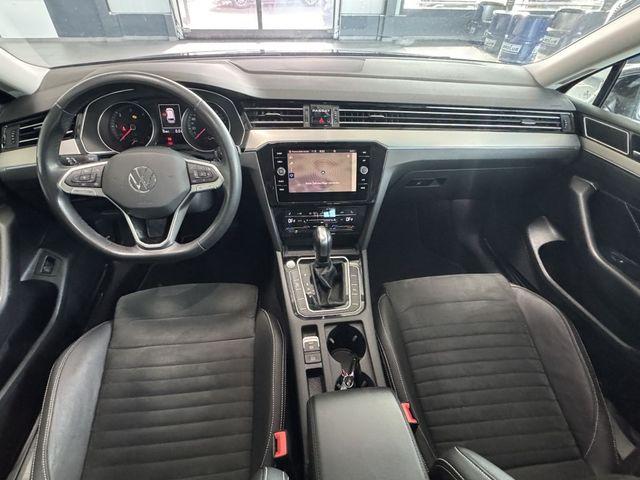 Volkswagen Passat Variant 2.0 TDI DSG Elegance AHK 