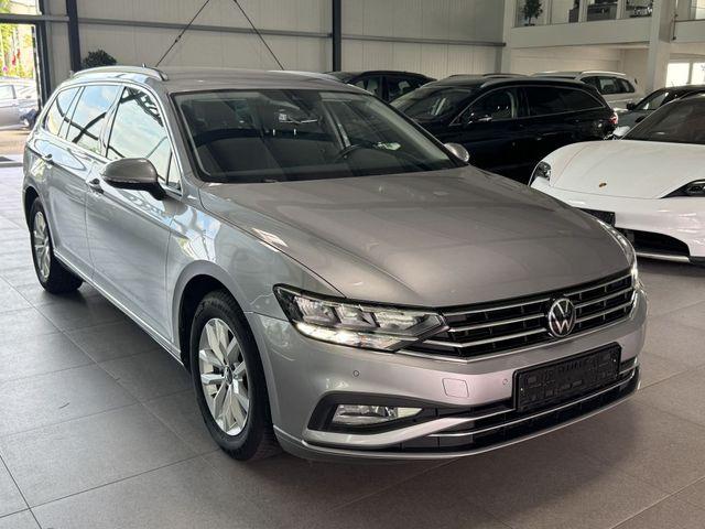 Volkswagen Passat Variant 2.0 TDI SCR DSG AHK NAVI 
