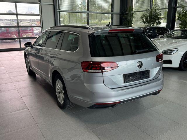 Volkswagen Passat Variant 2.0 TDI SCR DSG AHK NAVI 