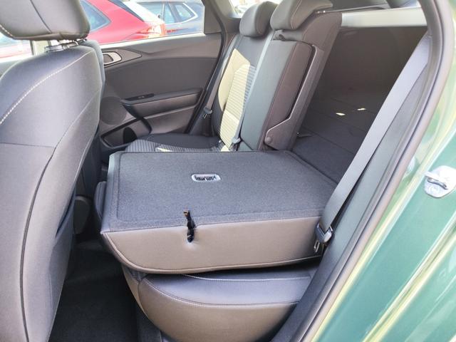 Kia Ceed Sportswagon TOP SW/Kombi 140PS LED Scheinwerfer Navi Einparkhilfe hinten vorne Rückfahrkamera Sitzheizung Lenkradheizung 17" Alufelgen Klimaautomatik getönte Scheiben Apple CarPlay Android Auto 7 Jahre Garantie bis 150.000Km 