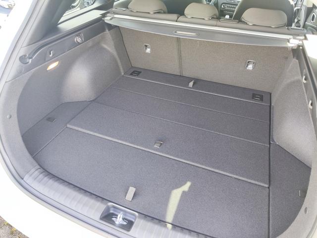 KIA Ceed Sportswagon Kombi Weiß bei Birkle Mobile in 79276 Reute