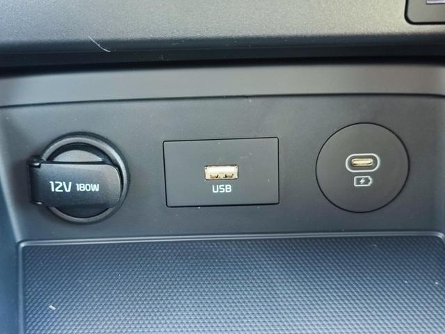 KIA Ceed Sportswagon Kombi Weiß bei Birkle Mobile in 79276 Reute