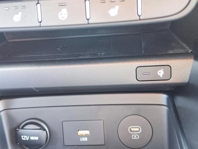 KIA Ceed Sportswagon Kombi Weiß bei Birkle Mobile in 79276 Reute