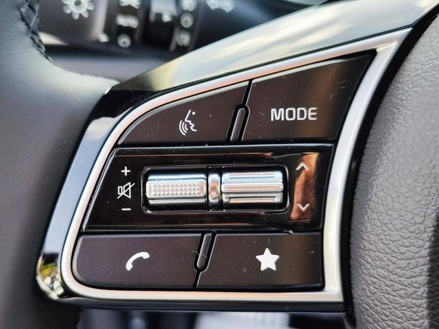 KIA Ceed Sportswagon Kombi Weiß bei Birkle Mobile in 79276 Reute