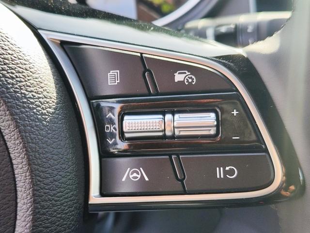 KIA Ceed Sportswagon Kombi Weiß bei Birkle Mobile in 79276 Reute