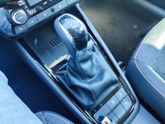 Skoda Kamiq Sondermodell 130 Jahre PREMIUM" 1.5 TSI 150PS DSG/AUTOMATIK, AHK schwenkbar 17" Alu, Elektr. Heckklappe, Kessy, Alarm, SunSet, Toter-Winkel, Virtual Cockpit 10", Parksensoren vorn/hinten, Rückfahrkamera, Sitzheizung, Tempomat, Climatronic, Radio 8" + Wir 