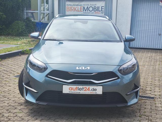 Kia Ceed Sportswagon TOP SW/Kombi 140PS LED Scheinwerfer Navi Einparkhilfe hinten Rückfahrkamera Sitzheizung Lenkradheizung 16" Alufelgen Klimaautomatik getönte Scheiben Apple CarPlay Android Auto 7 Jahre Garantie bis 150.000Km 