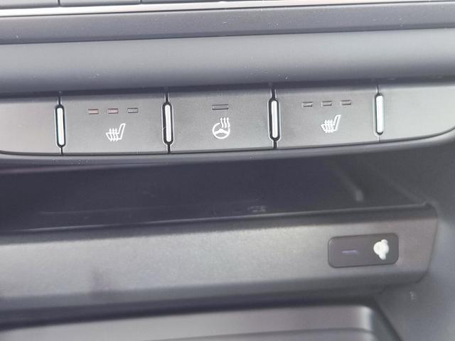 Kia Ceed Sportswagon TOP SW/Kombi 140PS LED Scheinwerfer Navi Einparkhilfe hinten Rückfahrkamera Sitzheizung Lenkradheizung 16" Alufelgen Klimaautomatik getönte Scheiben Apple CarPlay Android Auto 7 Jahre Garantie bis 150.000Km 