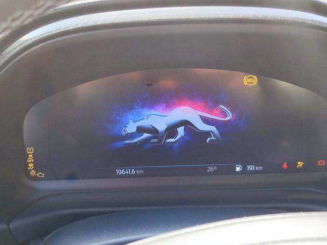 Ford Puma Titanium Mild Hybrid 125 PS mit Anhängerkupplung abnehmbar Navigationssystem Sitzheizung Lenkradheizung Windschutzscheibe beheizt Klimaautomatik DAB Radio Einparkhilfe hinten Tempomat 