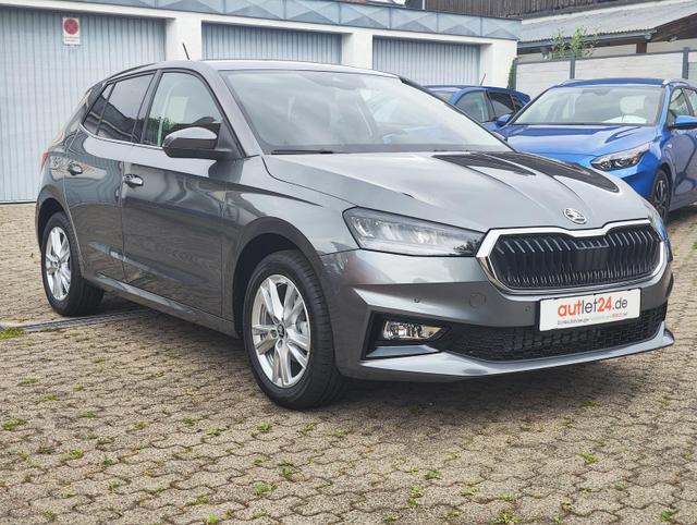 Skoda Fabia 130 Jahre Premium 70KW/95PS Einparkhilfe v+h Rückfahrkamera Totwinkel-Assistent Alufelgen 16" Sitzheizung Garantie 5 bis 100.000Km doppelter Ladeboden Klimaautomatik virtuelles Tacho 10" 