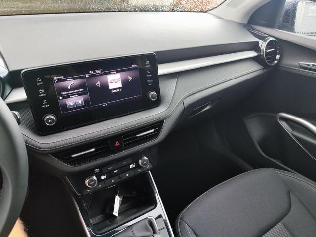 Skoda Fabia 130 Jahre Premium 70KW/95PS Einparkhilfe v+h Rückfahrkamera Totwinkel-Assistent Alufelgen 16" Sitzheizung Garantie 5 bis 100.000Km doppelter Ladeboden Klimaautomatik virtuelles Tacho 10" 
