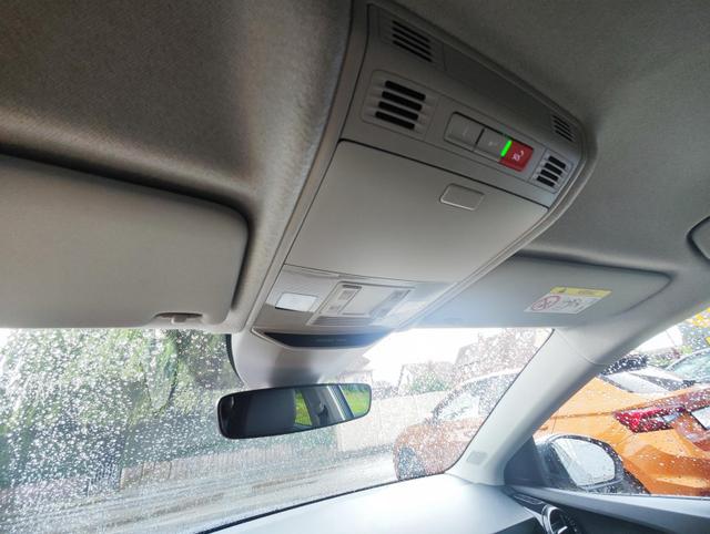 Skoda Fabia 130 Jahre Premium 70KW/95PS Einparkhilfe v+h Rückfahrkamera Totwinkel-Assistent Alufelgen 16" Sitzheizung Garantie 5 bis 100.000Km doppelter Ladeboden Klimaautomatik virtuelles Tacho 10" 