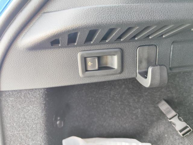 Skoda Kamiq Sondermodell 130 Jahre PREMIUM" 1.5 TSI 150PS DSG/AUTOMATIK, AHK schwenkbar 17" Alu, Elektr. Heckklappe, Kessy, Alarm, SunSet, Toter-Winkel, Virtual Cockpit 10", Parksensoren vorn/hinten, Rückfahrkamera, Sitzheizung, Tempomat, Climatronic, Radio 8" + Wir 