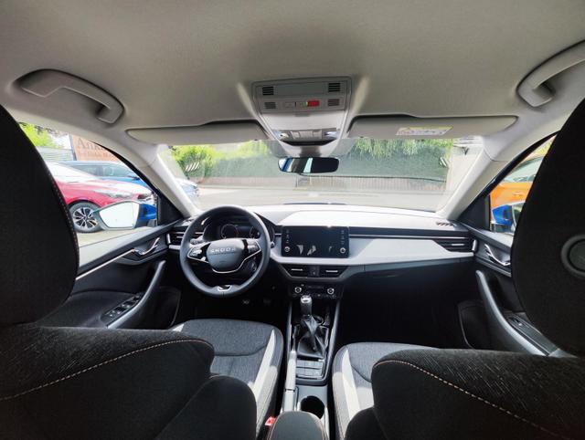 Skoda Kamiq Sondermodell 130 Jahre PREMIUM" 1.5 TSI 150PS AHK schwenkbar 17" Alu, Elektr. Heckklappe, Kessy, Alarm, SunSet, Toter-Winkel, Virtual Cockpit 10", Parksensoren vorn/hinten, Rückfahrkamera, Sitzheizung, Tempomat, Climatronic, Radio 8" + 