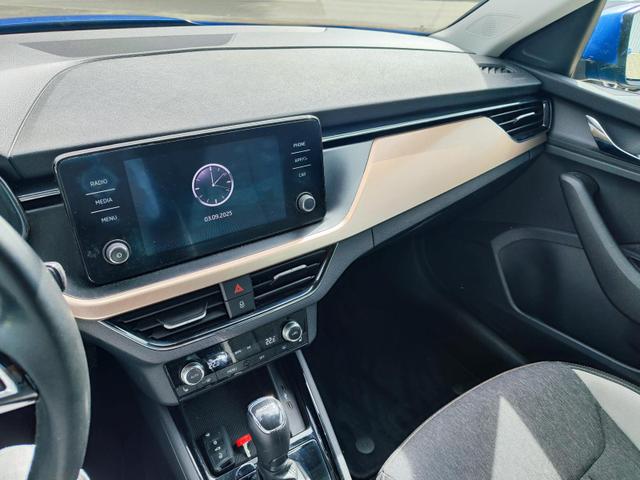 Skoda Kamiq 150PS DSG-Automatik Anhängerkupplung abnehmbar Tempomat Sitzheizung Klimaautomatik-2-Zonen Einparkhilfe hinten Bluetooth Freisprechanlage Android Auto & Apple CarPlay Multifunktions-Lederlenkrad 