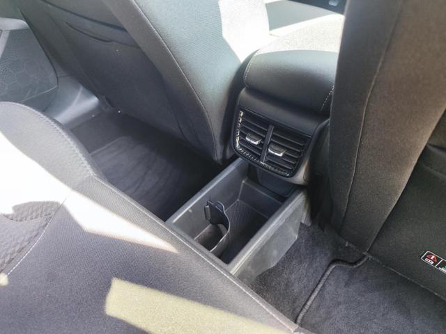 Skoda Fabia Style 95PS Schalter mit Tempomat Einparkhilfe vorne + hinten Rückfahrkamera Sitzheizung Multifunktions-Lederlenkrad DAB Radio SmartLink Apple CarPlay Android Bluetooth Freisprecheinrichtung 