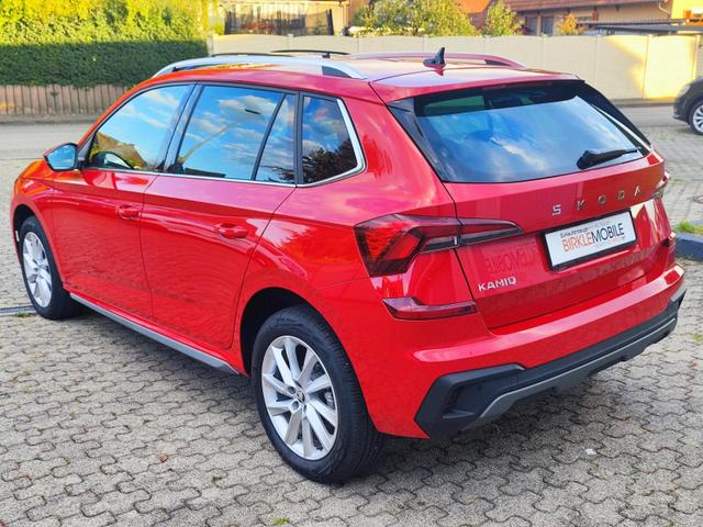 Skoda Kamiq Top Selection TopSelection 150PS DSG Automatik Sitz- und Lenkradheizung Tempomat Einparkhilfe vorne+hinten Rückfahrkamera beheizte Frontscheibe Digitales Tacho 2-Zonen Klimaautomatik LED Scheinwerfer 17 Zoll Leichtmetallfelgen 