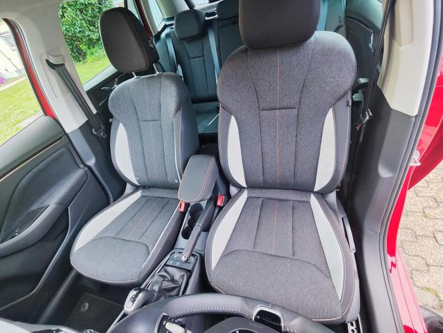 Skoda Kamiq Top Selection TopSelection 150PS DSG Automatik Sitz- und Lenkradheizung Tempomat Einparkhilfe vorne+hinten Rückfahrkamera beheizte Frontscheibe Digitales Tacho 2-Zonen Klimaautomatik LED Scheinwerfer 17 Zoll Leichtmetallfelgen 
