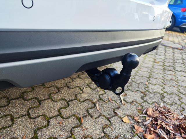 Beispielbilder, ggf. teilweise mit Sonderausstattung