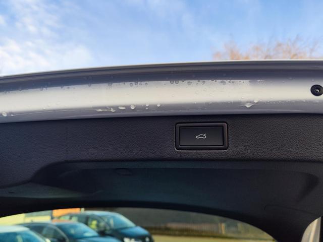 Beispielbilder, ggf. teilweise mit Sonderausstattung