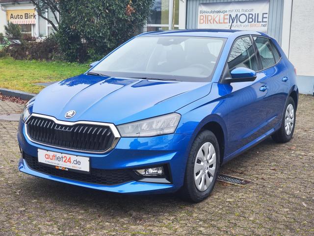 Skoda Fabia - Selection 95PS Tempomat Einparkhilfe hinten Sitzheizung Klimaautomatik Smartlink Android Auto Apple CarPlay Multifunktionslenkrad Bluetooth