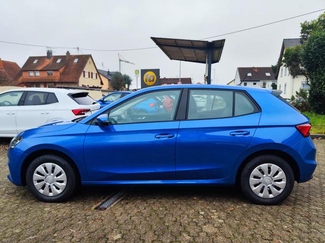 Skoda Fabia Selection 95PS Tempomat Einparkhilfe hinten Sitzheizung Klimaautomatik Smartlink Android Auto Apple CarPlay Multifunktionslenkrad Bluetooth 