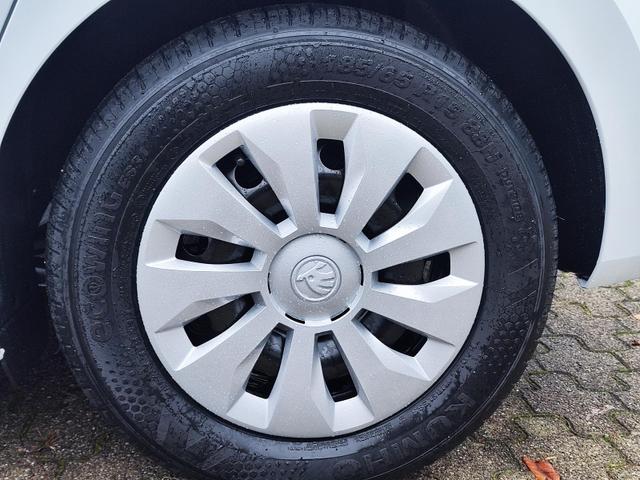 Skoda Fabia Selection 95PS Tempomat Einparkhilfe hinten Sitzheizung Klimaautomatik Smartlink Android Auto Apple CarPlay Multifunktionslenkrad Bluetooth 