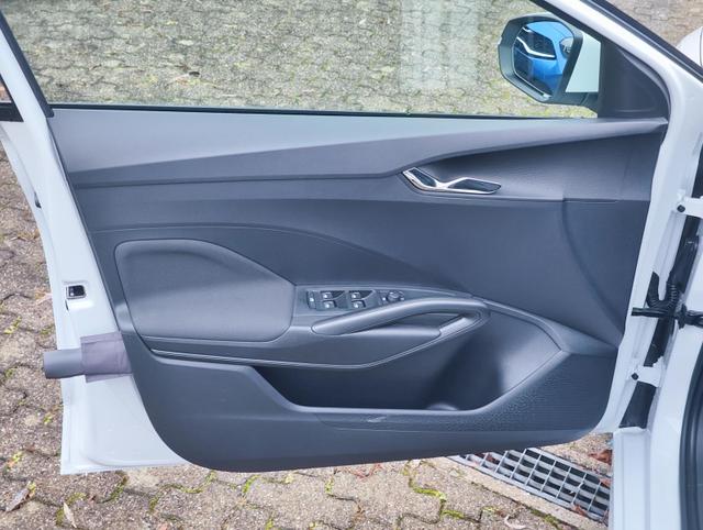 Skoda Fabia Selection 95PS Tempomat Garantie 5 Jahre Einparkhilfe hinten Sitzheizung Klimaautomatik Smartlink Android Auto Apple CarPlay Multifunktionslenkrad Bluetooth 