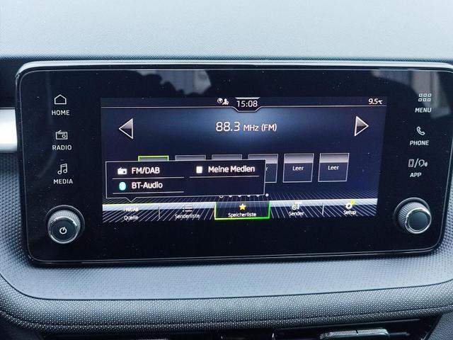 Skoda Fabia Selection 95PS Tempomat Garantie 5 Jahre Einparkhilfe hinten Sitzheizung Klimaautomatik Smartlink Android Auto Apple CarPlay Multifunktionslenkrad Bluetooth 