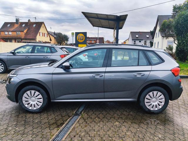 Skoda Kamiq Selection 115 PS Schaltgetriebe mit AHK schwenkbar R&uuml;ckfahrkamera PDC vorne+hinten Tempomat Sitzheizung DAB Radio Kessy 