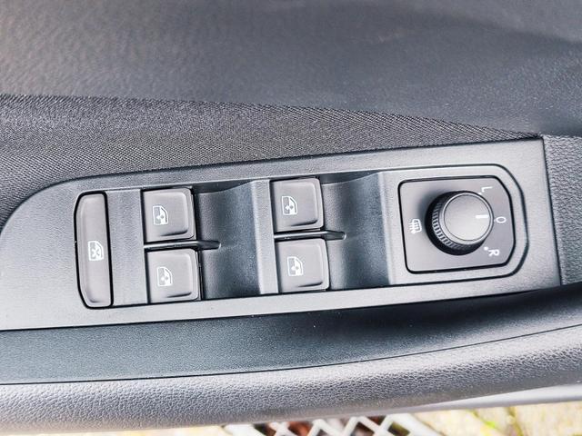 Skoda Kamiq Selection 115 PS Schaltgetriebe mit AHK schwenkbar R&uuml;ckfahrkamera PDC vorne+hinten Tempomat Sitzheizung DAB Radio Kessy 