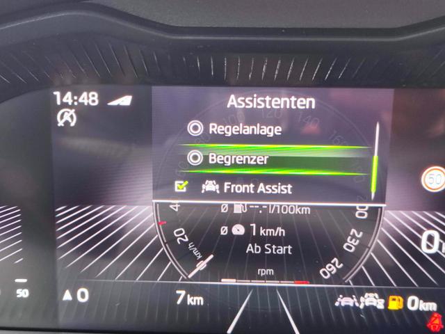 Skoda Kamiq Selection 115 PS Schaltgetriebe mit AHK schwenkbar R&uuml;ckfahrkamera PDC vorne+hinten Tempomat Sitzheizung DAB Radio Kessy 