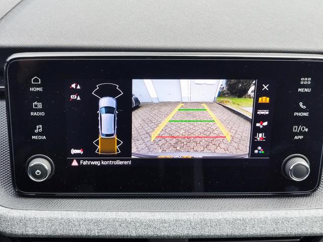 Skoda Kamiq Selection 115 PS Schaltgetriebe mit AHK schwenkbar R&uuml;ckfahrkamera PDC vorne+hinten Tempomat Sitzheizung DAB Radio Kessy 