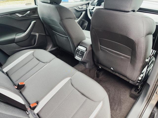 Skoda Kamiq Selection 115 PS Schaltgetriebe mit AHK schwenkbar R&uuml;ckfahrkamera PDC vorne+hinten Tempomat Sitzheizung DAB Radio Kessy 