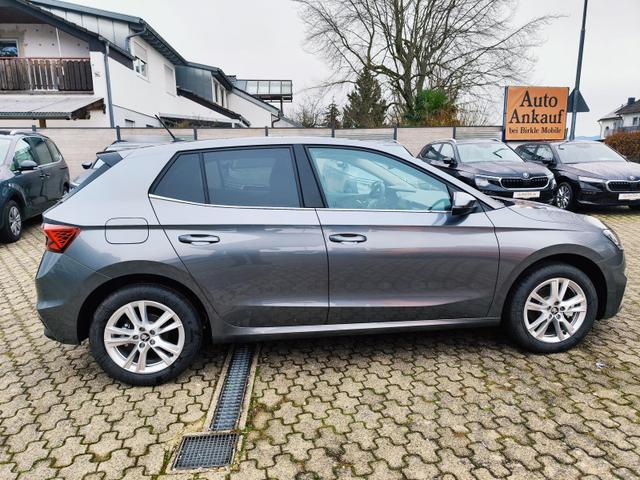 Skoda Fabia Top Selection 115PS DSG Automatik ACC Abstandstempomat Sitz und Lenkradheizung Spurwechselassistent&nbsp; Adaptive Spurf&uuml;hrung Klimaautomatik Einparkhilfe vorne +hinten + R&uuml;ckfahrkamera Gro&szlig;es digitales Tacho 10" KESSY (KeylesGo) LED Scheinwerfer 