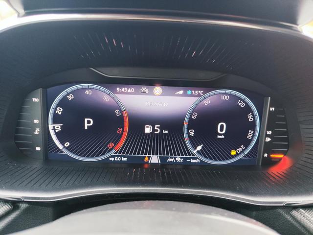 Skoda Fabia Top Selection L 115PS DSG Automatik ACC Abstandstempomat Sitz und Lenkradheizung Spurwechselassistent&nbsp; Adaptive Spurf&uuml;hrung Klimaautomatik Einparkhilfe vorne +hinten + R&uuml;ckfahrkamera Gro&szlig;es digitales Tacho 10" KESSY (KeylesGo) LED Scheinwerfer 